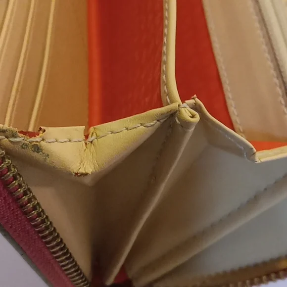 KATE SPADE WALLET - Picture 7 of 7